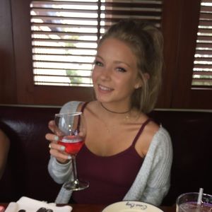 Meet your Posher, Jacqueline